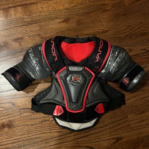 Medium Senior Bauer Vapor 1X Lite Shoulder Pads (Used)