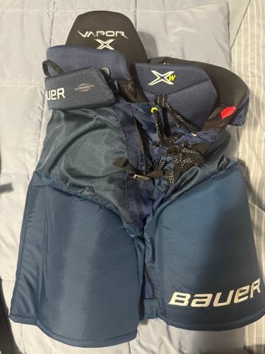Senior Large Bauer Vapor X-W Hockey Pants (Used)