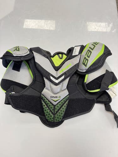 Used Bauer ONE.6 Junior Shoulder Pads LG 11860-S000303742