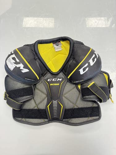 Used CCM 3092 Junior Shoulder Pads LG 11860-S000303736