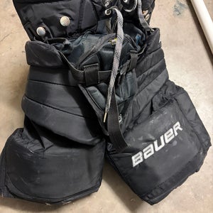 Intermediate Small Bauer Hockey Goalie Pants (Used)