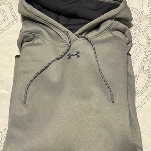 Under Armour Hoodie XL Women’s