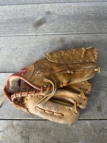 Rawlings RBG90 Dave Winfield Right Hand Throw Baseball Mitt Glove Leather Youth