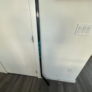 Junior CCM Ribcor Trigger 10 Pro Left Hand Hockey Stick P28 40 Flex (New)