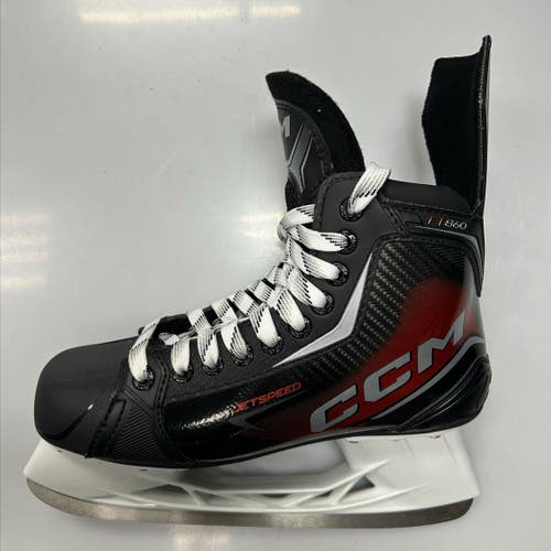 CCM JetSpeed FT860 Hockey Skates SZ 8 **New**
