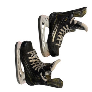 Used Bauer SUPREME M40 Intermediate Hockey Skate Intermediate 4.5 11873-S000227668