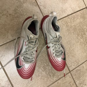 Men's Size M 9.5 (W 10.5) Nike Vapor Pro 1 maroon color cleats