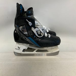 Used True TF7 Intermediate Hockey Skate Intermediate 6.5 11823-S000036949