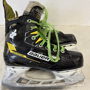 Junior Size 3 Bauer Supreme M4 Ice Hockey Skates