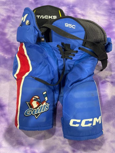 Blue Junior Small CCM Tacks 95C Hockey Pants (Used)
