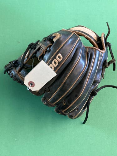 Used Wilson A2000 1786 Right Hand Throw Baseball Glove 11.5"