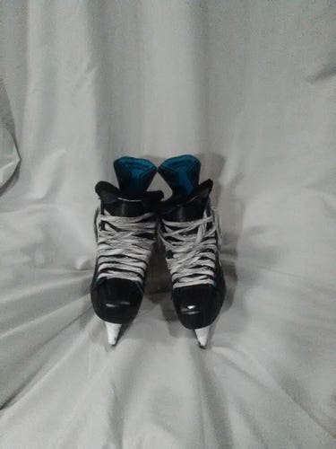 2024 Bauer Nexus Elevate Hockey Skates Regular Width Pro Stock 11.5 (Used)