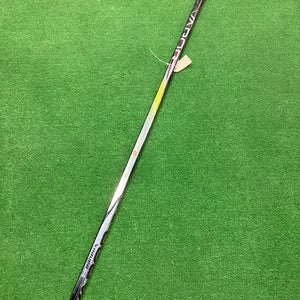 Senior Bauer Vapor Hyperlite 2 Hockey Stick Left Hand P92 77 Flex (Used)