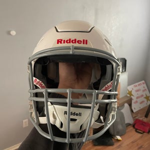 Youth Extra Large Riddell SpeedFlex Helmet (Used)