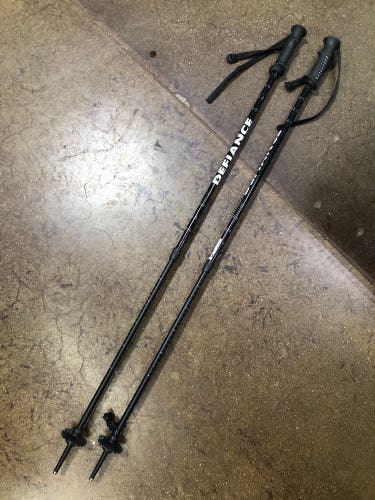 Adjustable (80cm - 110cm) Defiance Ski Poles (Used)