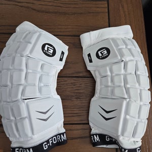 Lacrosse Arm Pads - G-Form Unhinged - Large