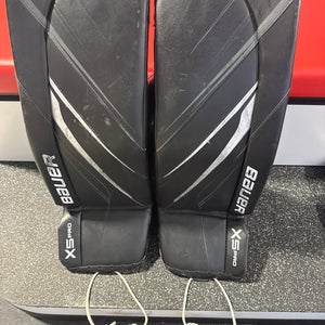 Black Bauer Vapor X5 Pro Goalie Leg Pads (Used) | Intermediate Medium (31+)