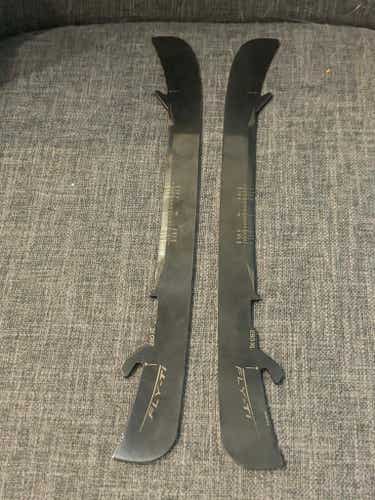 Brand New Pro Stock Bauer Fly Ti Hockey Steel Runners Size: 280 XL