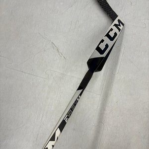 Intermediate CCM Extreme Flex 5.9 Goalie Stick Regular 24" Paddle