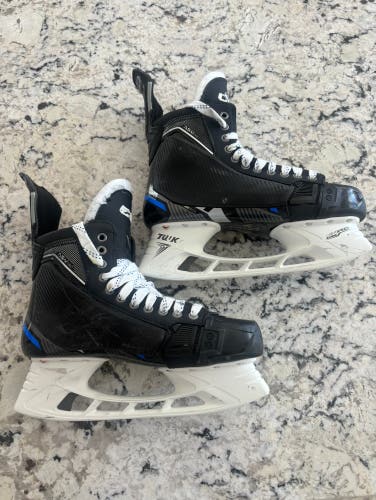 Pro Stock CCM AS-V Pro Hockey Skates Size 10 Regular Width