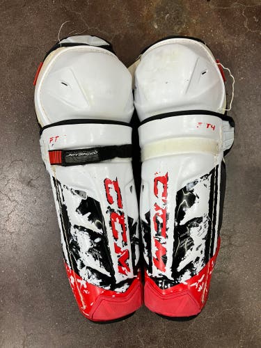 Junior CCM JetSpeed FT4 Shin Pads 12" (Used)