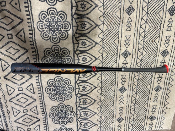 2023 AXE Avenge Pro Composite Bat (-6) 26 oz 34" (Used)