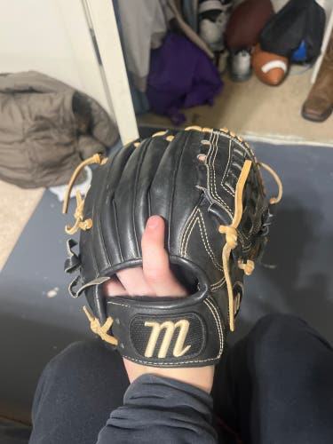 Marucci RH Pitcher's Baseball Glove 11.5" (Used)