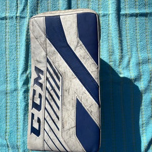 Used CCM Axis 1.5 Regular Blocker