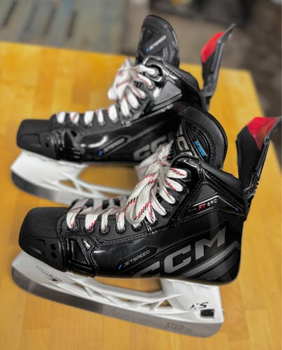 CCM JetSpeed FT690 Hockey Skates - Senior 8.5 Wide (Brand New)