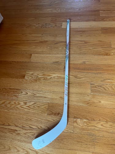 Junior Bauer Proto2 Left Hand Hockey Stick P92 40 Flex (Used)
