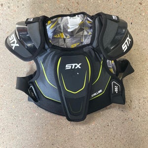 Medium Youth STX Stallion 200+ Shoulder Pads (Used)