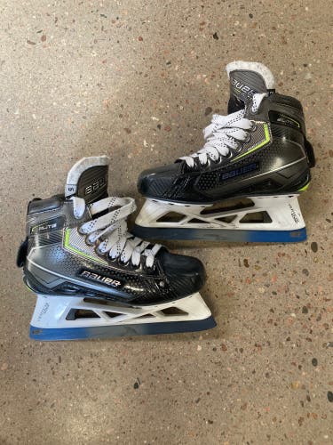 Intermediate Bauer Elite Hockey Goalie Skates Size 5 (Used)