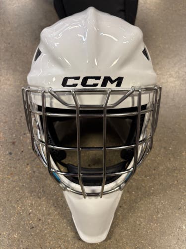 White Senior CCM AXIS XF Goalie Mask (New)