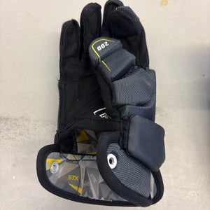 STX Stallion 200 Lacrosse Gloves Medium (Used)