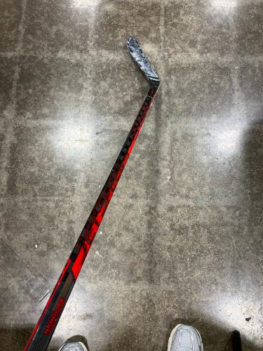Youth CCM JetSpeed FT4 Pro Hockey Stick Left Hand P28 30 Flex (Used)