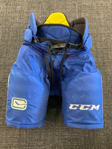 Used Senior Medium PRO STOCK CCM HPTK Hockey Pants