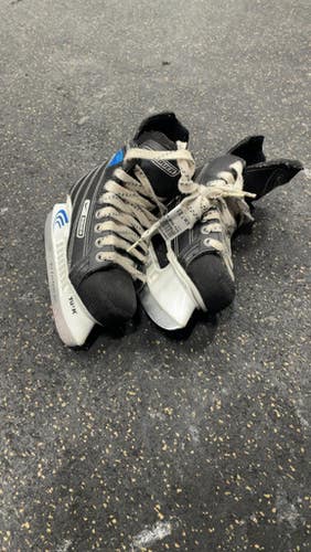 Used Nike BAUER SKATES Youth Hockey Skate Youth 10.0 11337-S000478314