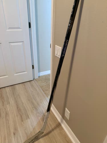 Intermediate Bauer Proto-R Right Handed Hockey Stick P92 55 Flex (Used)
