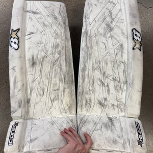 White 31+1" Intermediate Brian's Iconik X Goalie Leg Pads (Used)