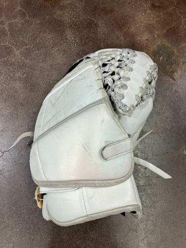 Intermediate Factory Mad Goalie Glove