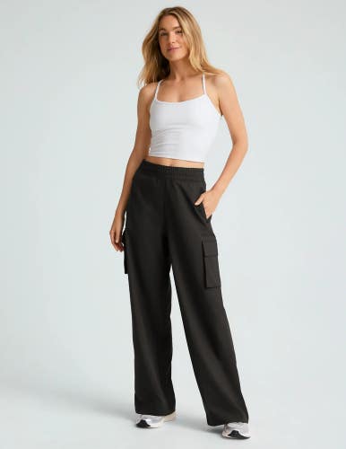 Beyond Yoga City Chic Pants Women's Medium Black Cargo Pockets Wide Leg GBO2035