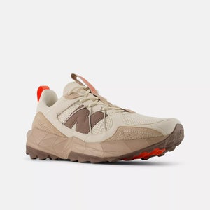 New Balance Tektrel MTTTRSCU Sneaker Men's 9.5 Beige Trail Running Shoes RHS7144