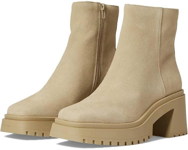 Steve Madden Fella Bootie Women's 8.5 Sand Suede Round Toe Ankle Boots RHS7080