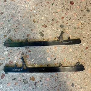 True Shift DLC Size 4 Goalie Blades (Used)