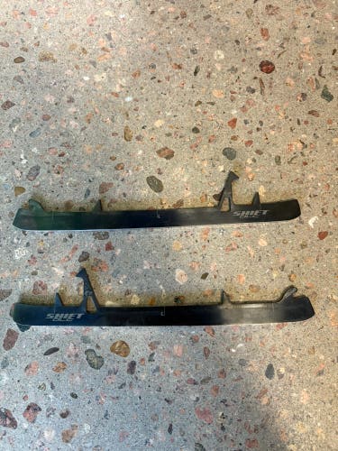True Shift DLC Size 4 Goalie Blades (Used)