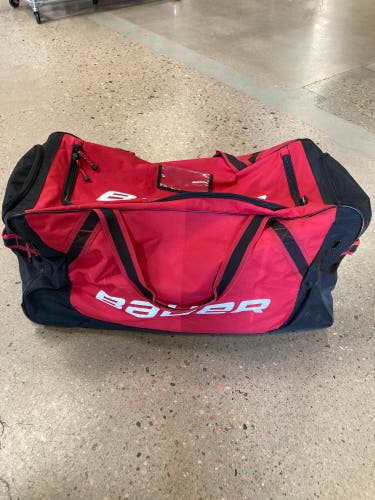 Bauer 850 Wheeled Bag | 31x14x17 (Used)