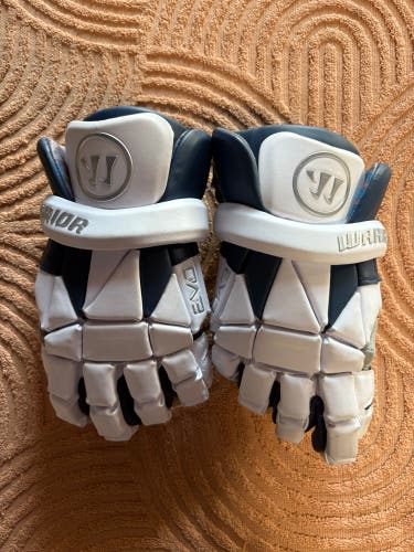 *Like New* Warrior Evo Lacrosse Gloves Large (Used)
