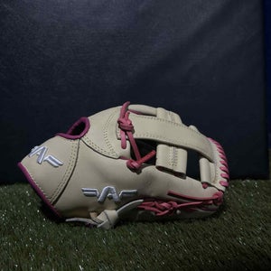 2025 RH Baseball Glove 11.5" (New)