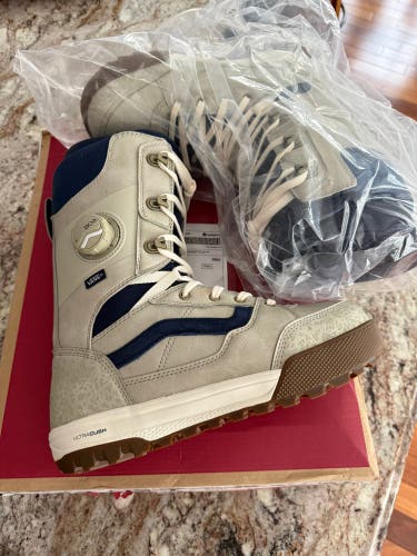 Men's Size M 10.0 (W 11.0) Vans Invado Pro Boa Snowboard Boots (New)