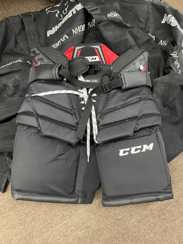 USED ONCE Small CCM 1.9 Hockey Goalie Pants